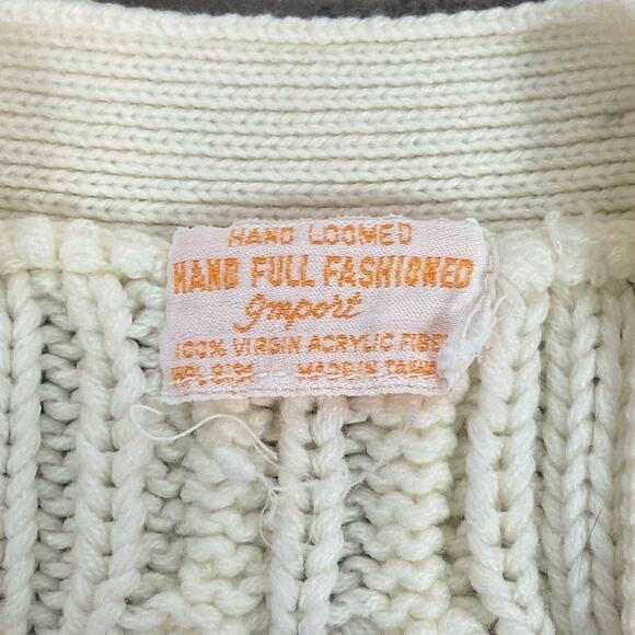 Vintage 70s Small Ivory Chunky Knit Cable Knit Cardigan Style Sweater Vest - Picture 9 of 10